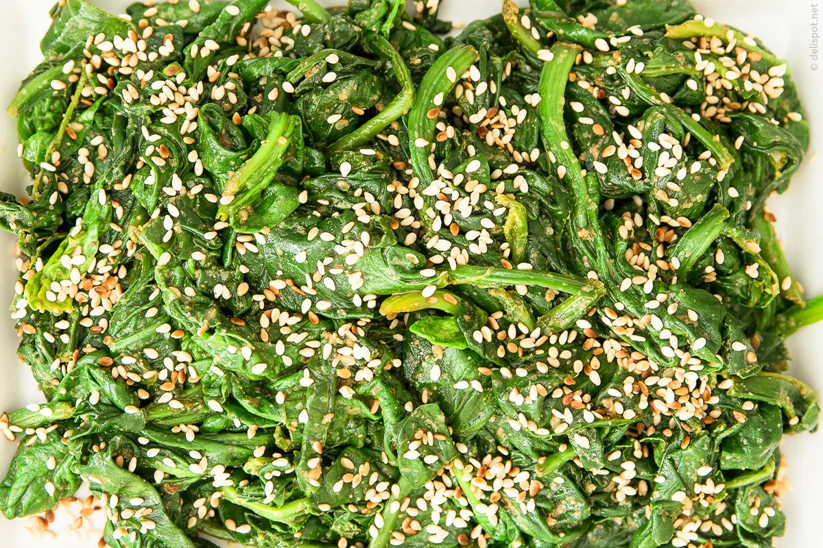 Horenso Gomaae: Spinat mit Sesam mariniert